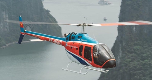 Rơi máy bay trực thăng ở vịnh Lan Hạ, 5 người gặp nạn